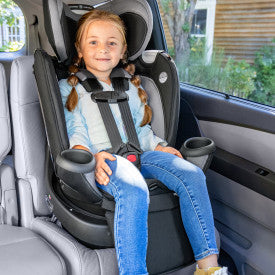 Gold Revolve360 Extend All-in-One Rotational Car Seat with SensorSafe (Onyx Black)